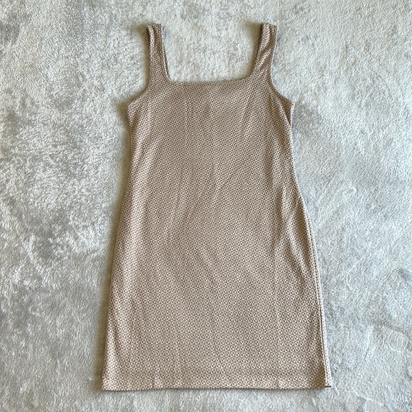 West Of Melrose Dresses & Skirts - Elegant Tan Sleeveless Dress